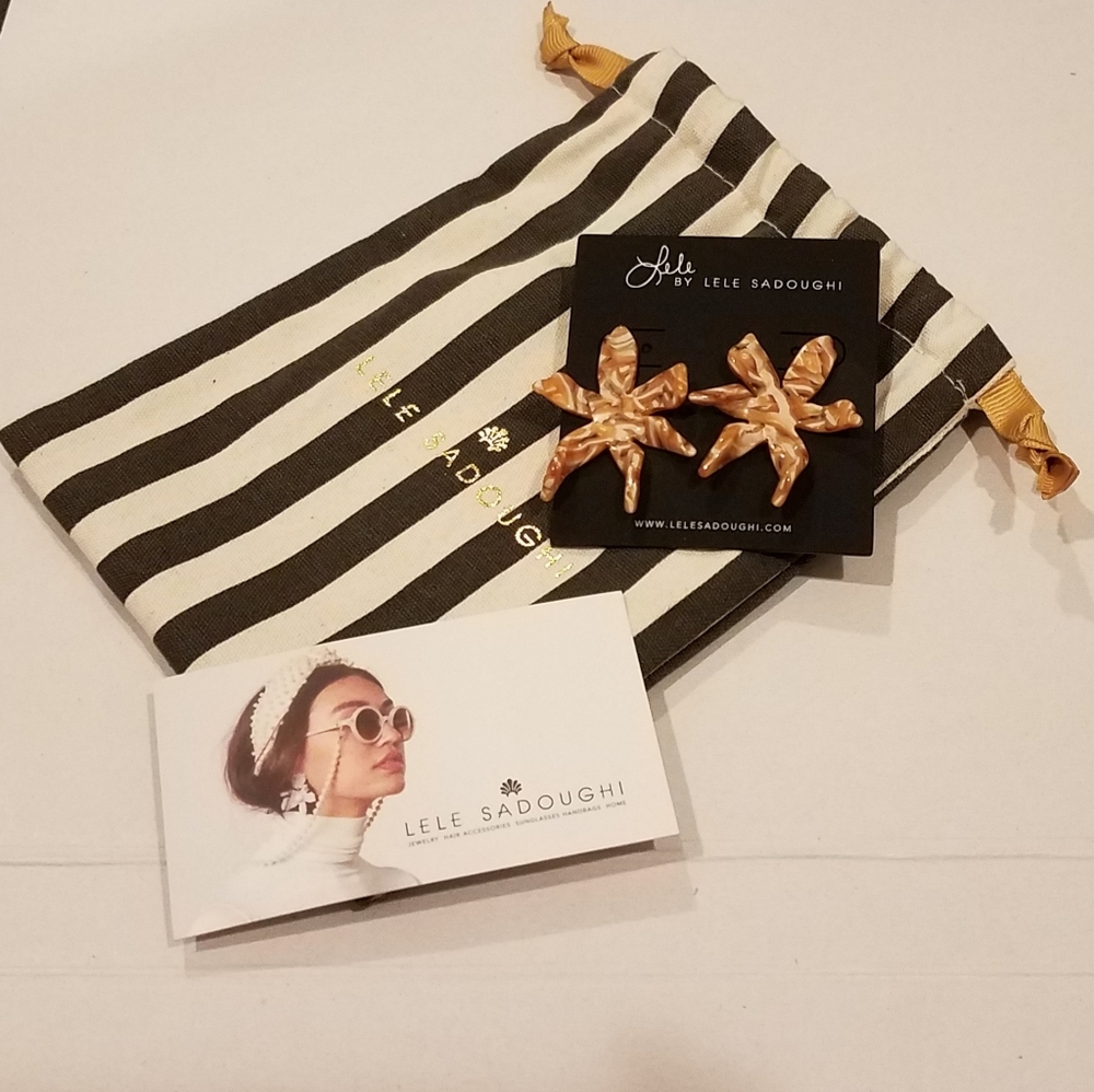 Lele Sadoughi Water Lily Button Earrings